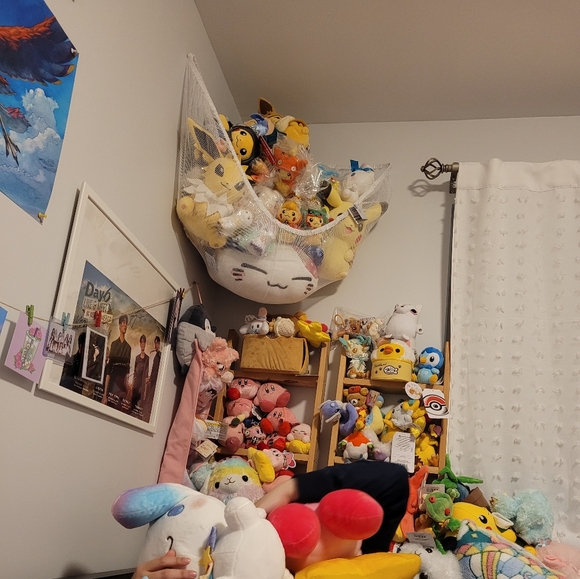 Meet your Posher, Jenessa - Picture 1 of 6